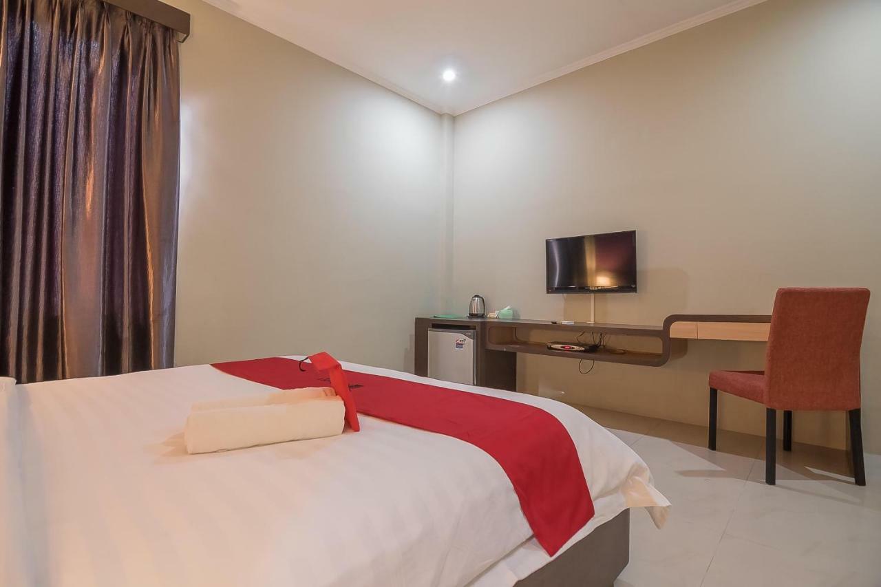 Reddoorz Plus @ Tanjung Pandan Belitung 2 Exterior foto