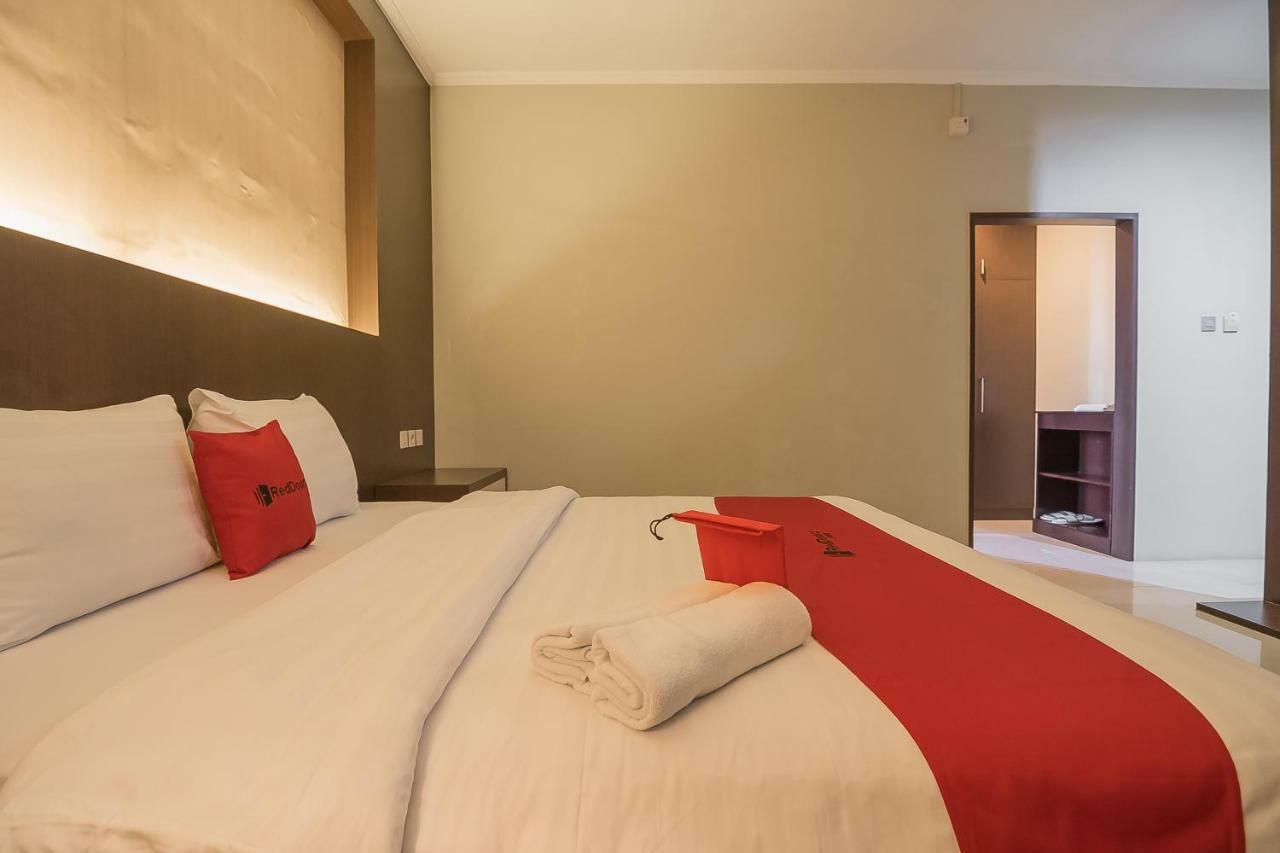 Reddoorz Plus @ Tanjung Pandan Belitung 2 Exterior foto