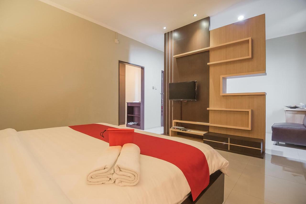 Reddoorz Plus @ Tanjung Pandan Belitung 2 Exterior foto