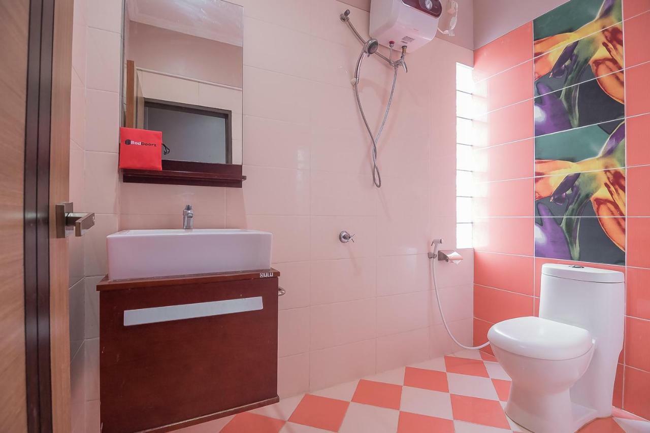 Reddoorz Plus @ Tanjung Pandan Belitung 2 Exterior foto